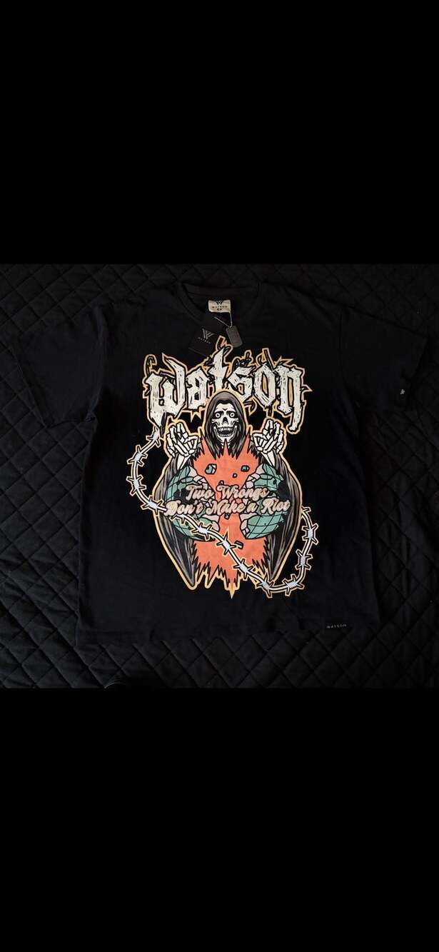 Watson Riots on Roulette Graphic T-Shirt - Picture 8 of 10